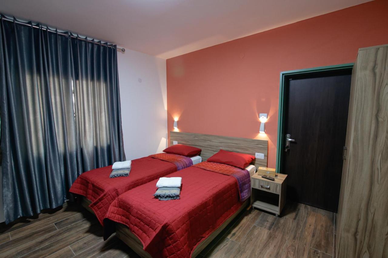 Louis Guesthouse Nazareth Bagian luar foto