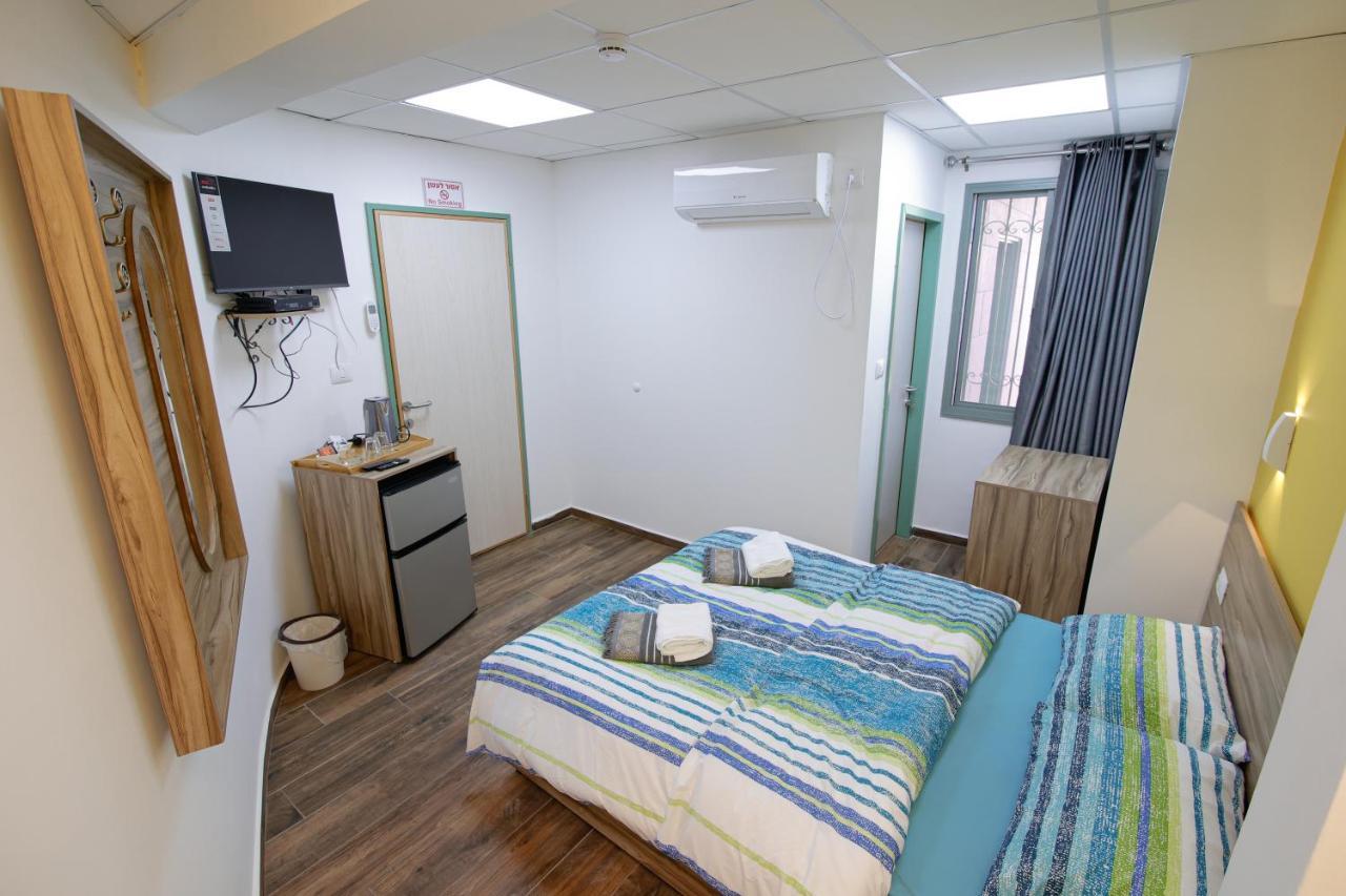 Louis Guesthouse Nazareth Bagian luar foto