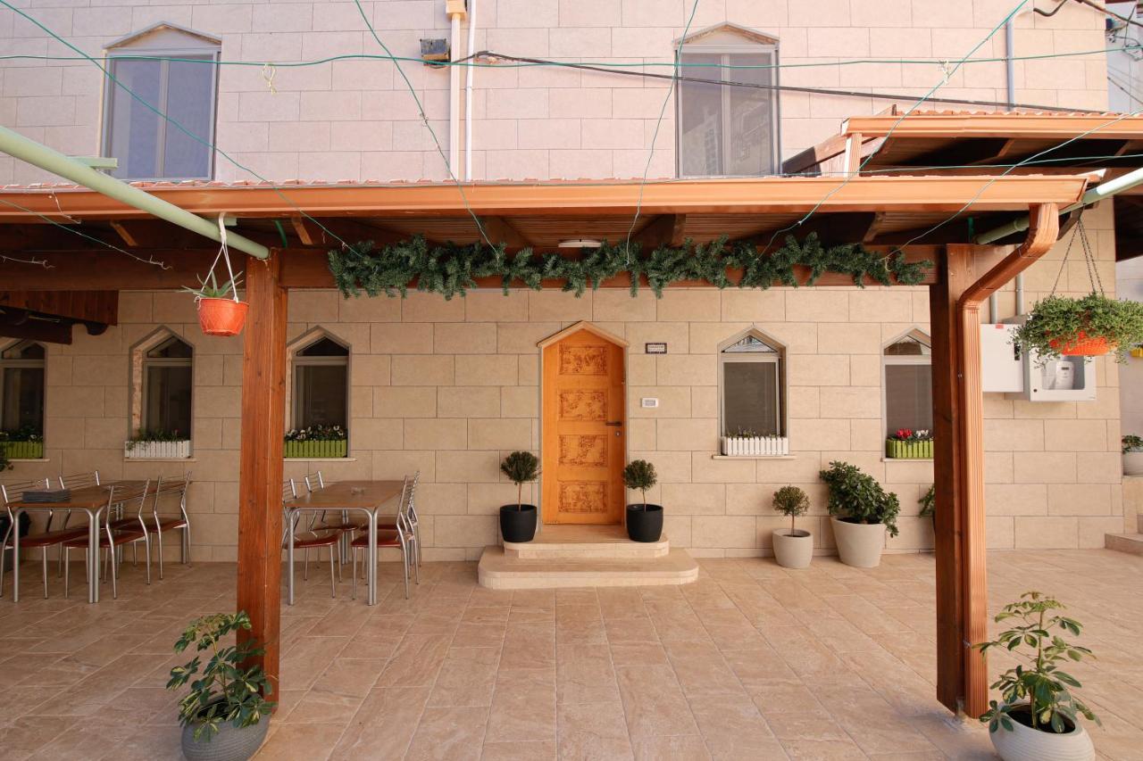 Louis Guesthouse Nazareth Bagian luar foto